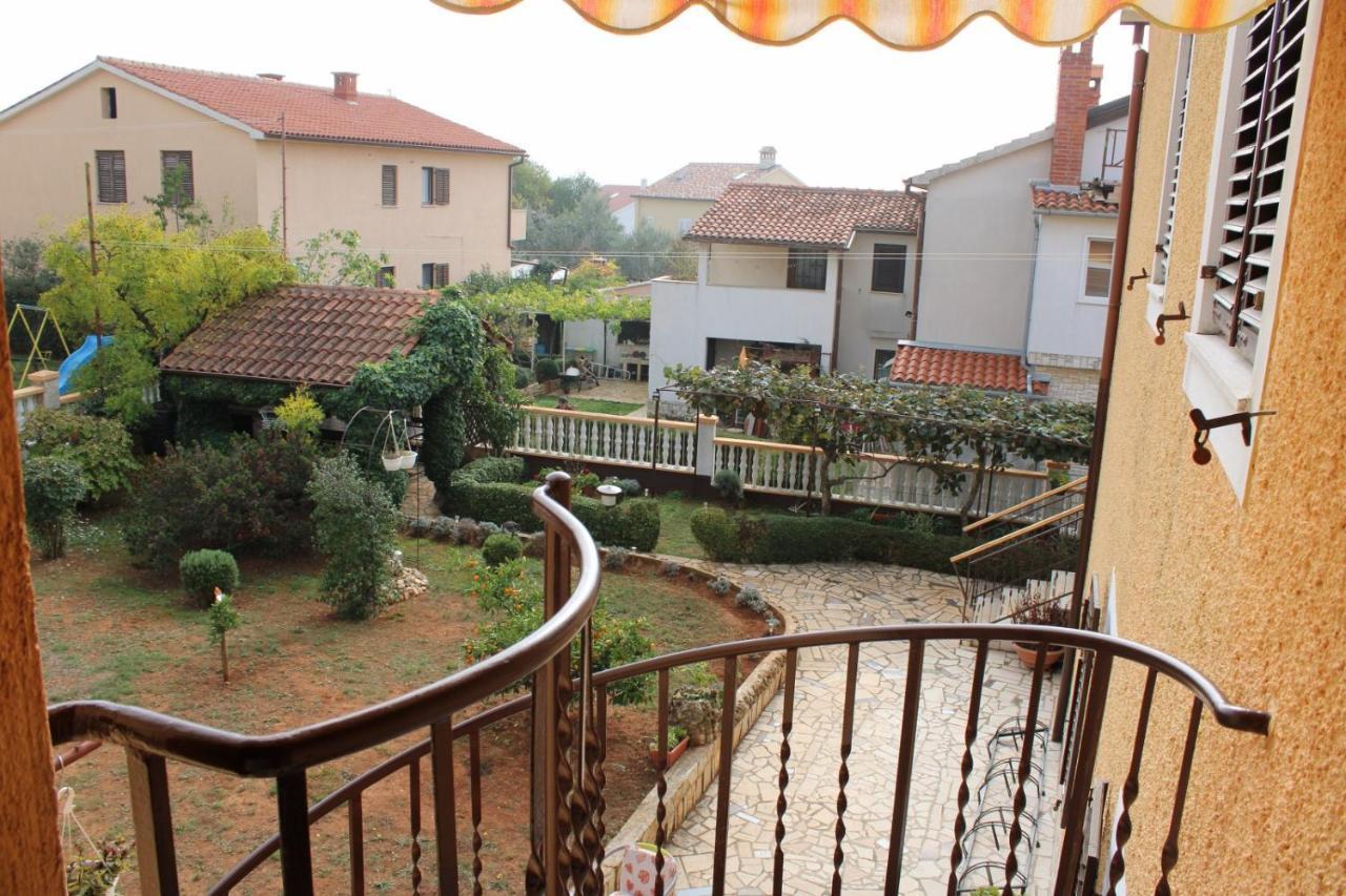 Lily'S Lovely Apartments Fazana Exterior photo