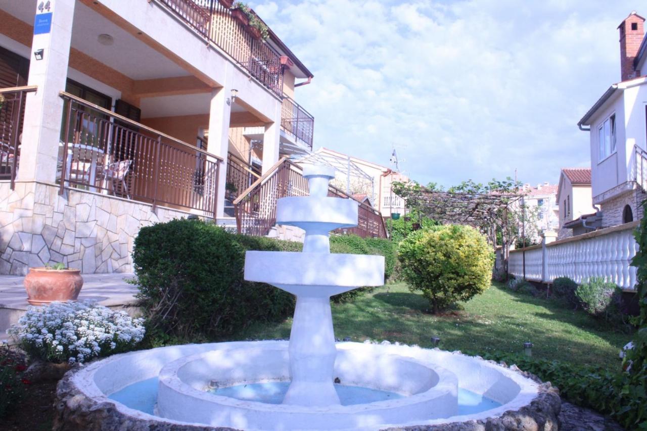 Lily'S Lovely Apartments Fazana Exterior photo
